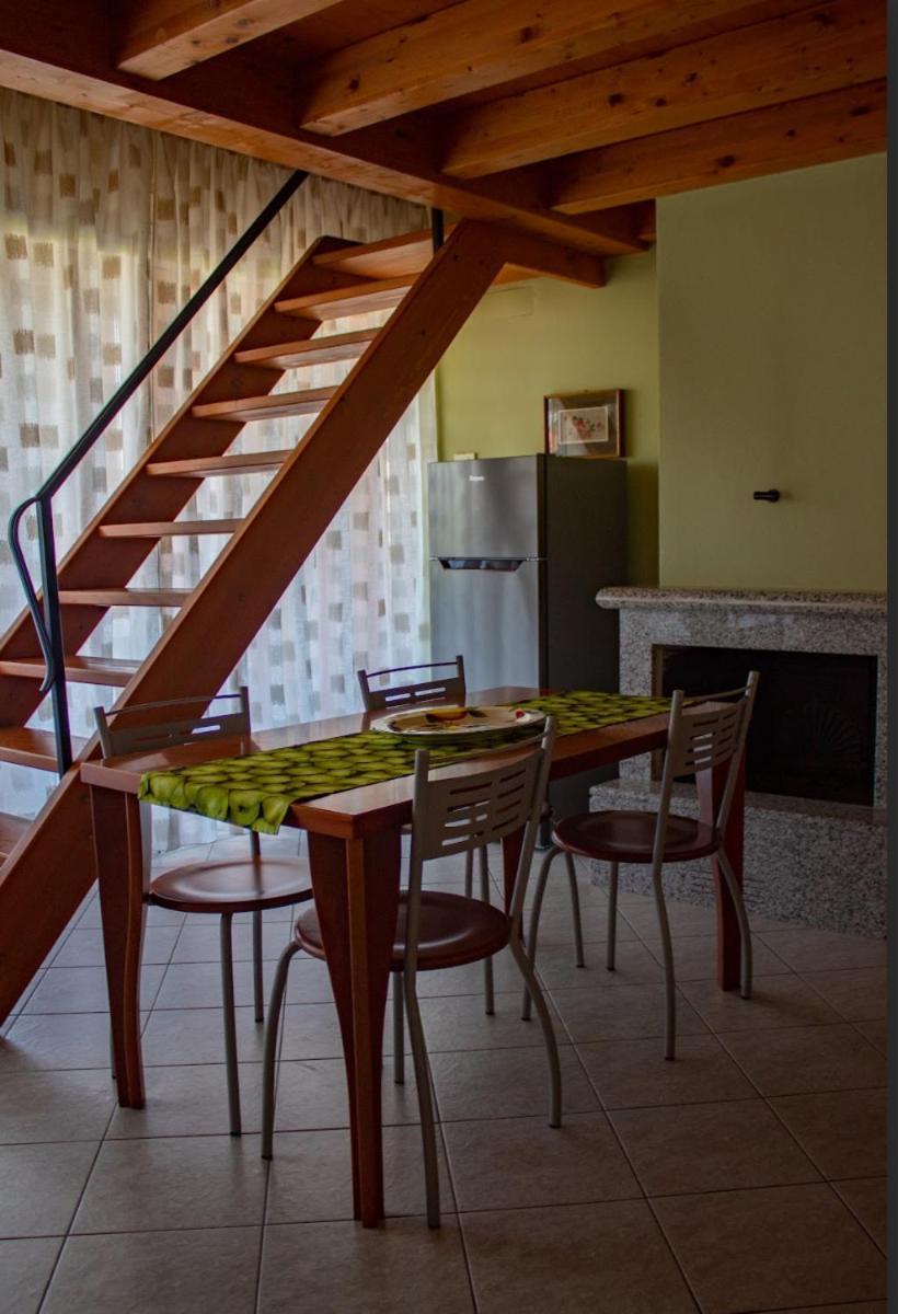 Casale El Galet Daire Moniga del Garda Dış mekan fotoğraf
