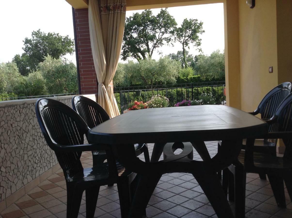 Casale El Galet Daire Moniga del Garda Dış mekan fotoğraf