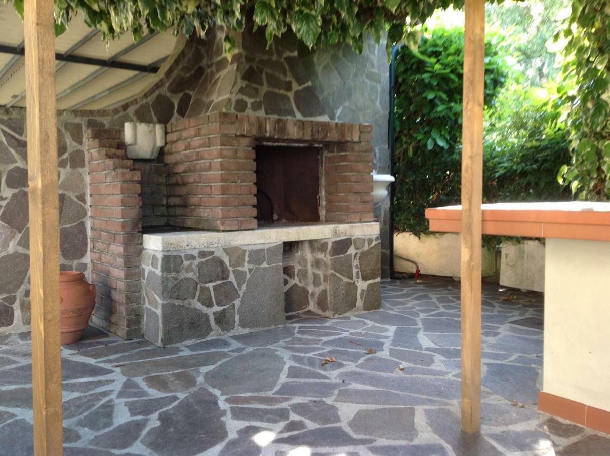 Casale El Galet Daire Moniga del Garda Dış mekan fotoğraf